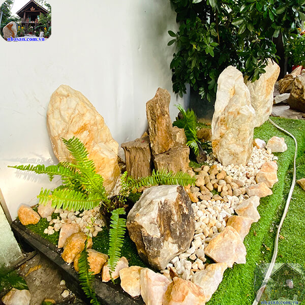 Trang tri hoàn toàn bằng đá phong thủy tự nhiên Trang tri hoàn toàn bằng đá phong thủy tự nhiên