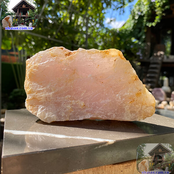 Đá thạch anh hồng thô tự nhiên Đá thạch anh hồng thô tự nhiên