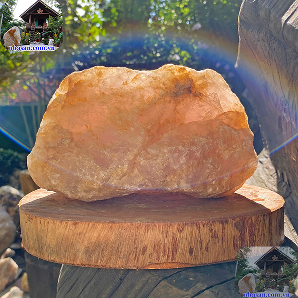 Đá thạch anh được ứng dụng rộng rãi trong phong thủy Đá thạch anh được ứng dụng rộng rãi trong phong thủy