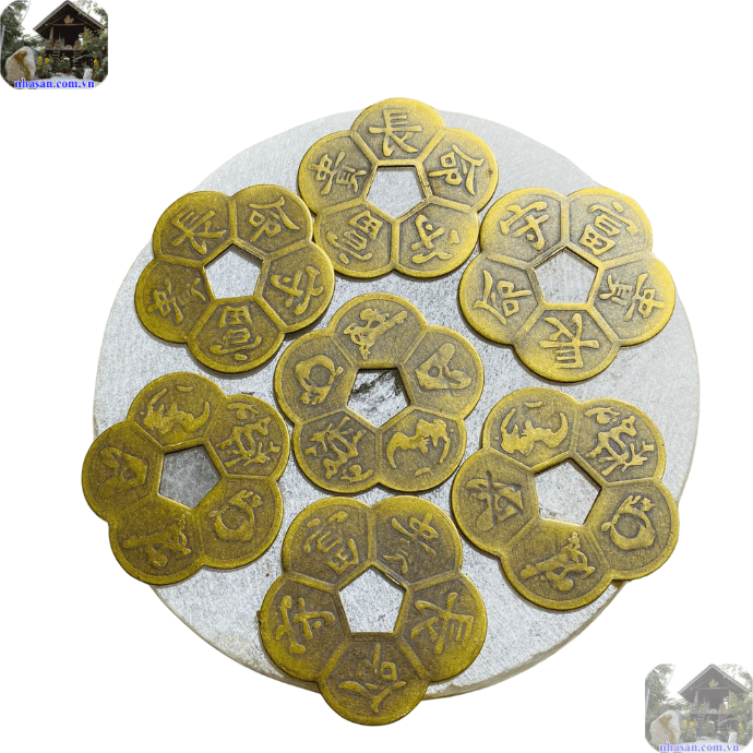 Đồng xu phong thủy được cho là bảo vệ gia chủ khỏi các âm khí xấu Đồng xu phong thủy được cho là bảo vệ gia chủ khỏi các âm khí xấu