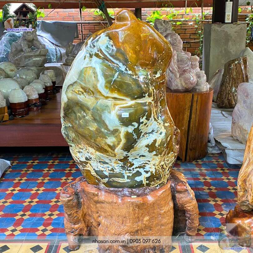 Trụ đá mã não vàng nâu mật ong 110kg trấn trạch bảo hộ gia chủ DMN90 Trụ đá mã não vàng nâu mật ong 110kg trấn trạch bảo hộ gia chủ DMN90