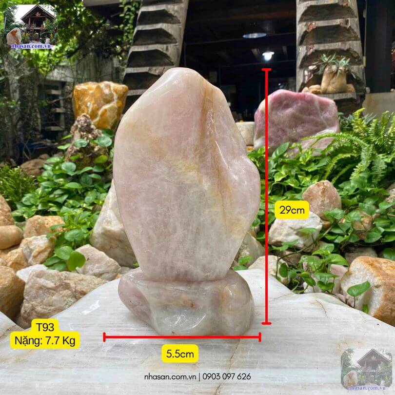 Trụ đá thạch anh hồng tự nhiên nặng 7.7kg mã T93 Trụ đá thạch anh hồng tự nhiên nặng 7.7kg mã T93