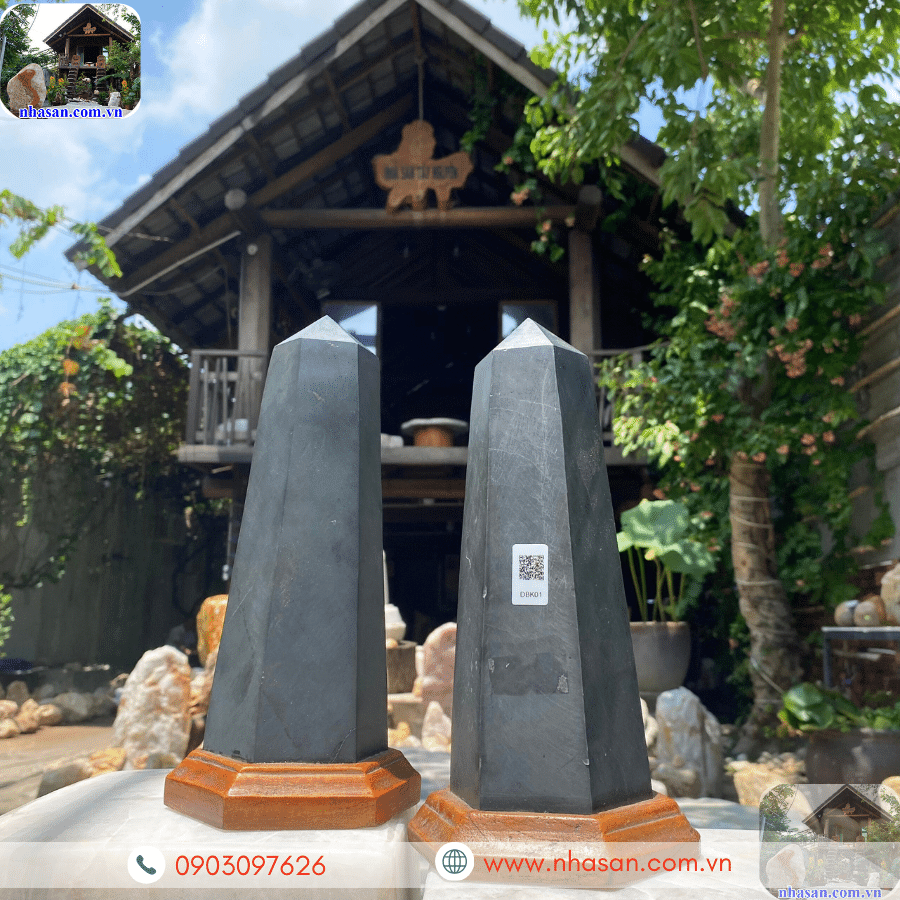 Tháp Đá Bồ Kết  Tháp Đá Bồ Kết