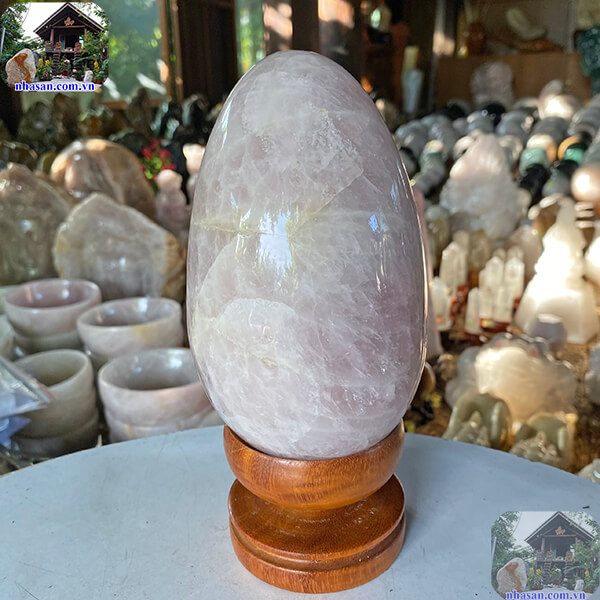 Là biểu tượng của sinh sôi nảy nở và khởi đầu mới Là biểu tượng của sinh sôi nảy nở và khởi đầu mới