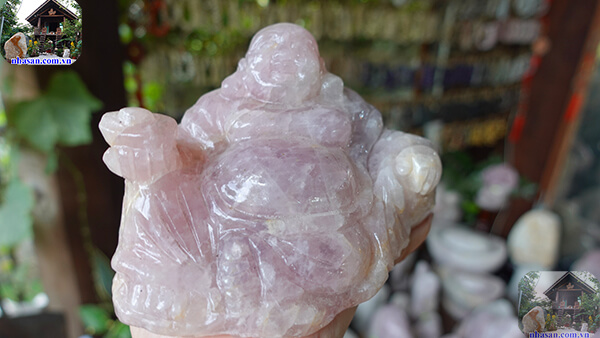 Tượng Phật mang năng lượng quý báu của đất trời Tượng Phật mang năng lượng quý báu của đất trời