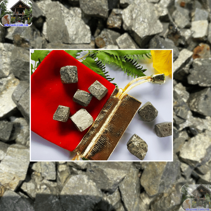 Túi vàng găm như bùa hộ mệnh bảo vệ chủ nhân khỏi năng lượng tiêu cực Túi vàng găm như bùa hộ mệnh bảo vệ chủ nhân khỏi năng lượng tiêu cực