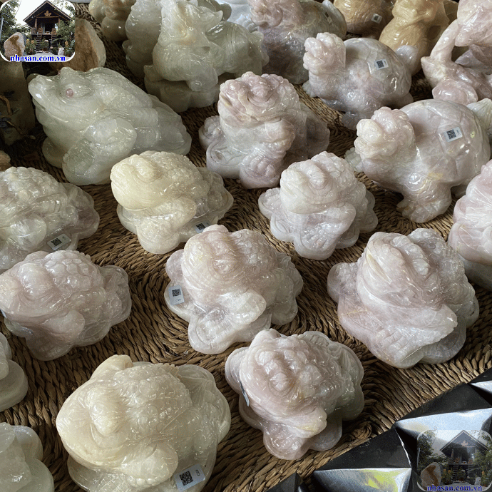 Thiềm thừ là linh vật giúp thu hút sự thịnh vượng và giàu có Thiềm thừ là linh vật giúp thu hút sự thịnh vượng và giàu có