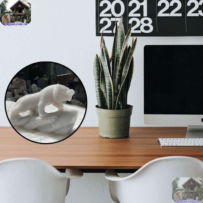 Hổ là một trong những linh vật hợp thiên can với người tuổi Tuất Hổ là một trong những linh vật hợp thiên can với người tuổi Tuất