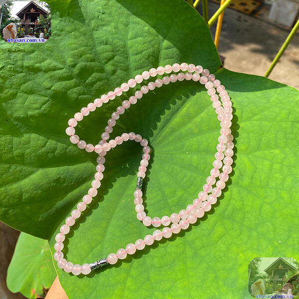 Là lá bùa hộ thân giúp xua đuổi năng lượng xấu Là lá bùa hộ thân giúp xua đuổi năng lượng xấu