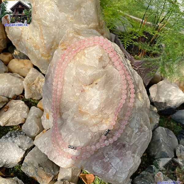 Chế tác từ đá tự nhiên 100% Chế tác từ đá tự nhiên 100%