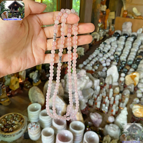 Vòng cổ giúp tăng duyên buôn bán, kết nối quan hệ Vòng cổ giúp tăng duyên buôn bán, kết nối quan hệ