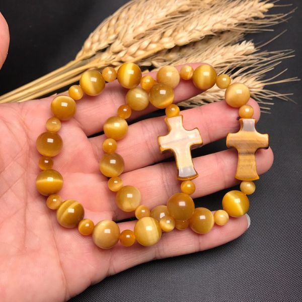 Vòng đeo tay mân côi 10 hạt là một biểu tượng của Công giáo Vòng đeo tay mân côi 10 hạt là một biểu tượng của Công giáo