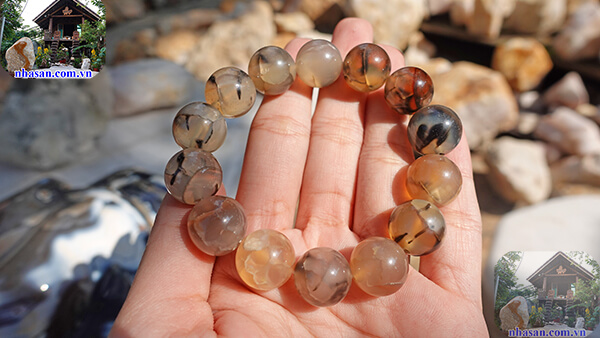 Đeo vòng mã não giúp đem lại nhiều lợi ích tốt đẹp Đeo vòng mã não giúp đem lại nhiều lợi ích tốt đẹp