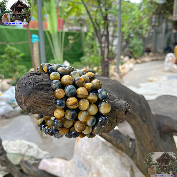 Đeo thường xuyên giúp vòng tay trở nên sáng đẹp Đeo thường xuyên giúp vòng tay trở nên sáng đẹp