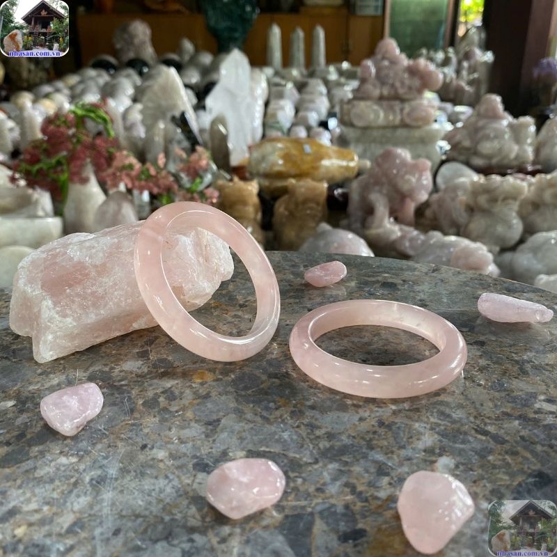 á thật sẽ truyền đến một cảm giác mát lạnh tức thì và giữ độ mát đó khá lâu á thật sẽ truyền đến một cảm giác mát lạnh tức thì và giữ độ mát đó khá lâu