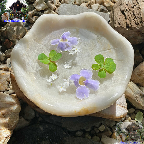 Là vật phẩm thờ cúng năng lượng giúp cân bằng sinh khí Là vật phẩm thờ cúng năng lượng giúp cân bằng sinh khí