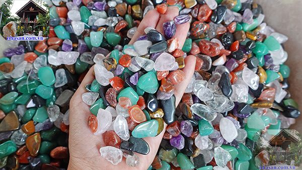 Đá ngũ sắc đại diện cho ngũ hành tương sinh Đá ngũ sắc đại diện cho ngũ hành tương sinh