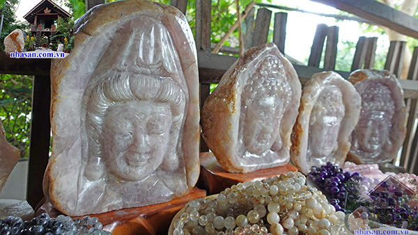 Ý nghĩa phong thủy của mặt Phật đá thạch anh  Ý nghĩa phong thủy của mặt Phật đá thạch anh