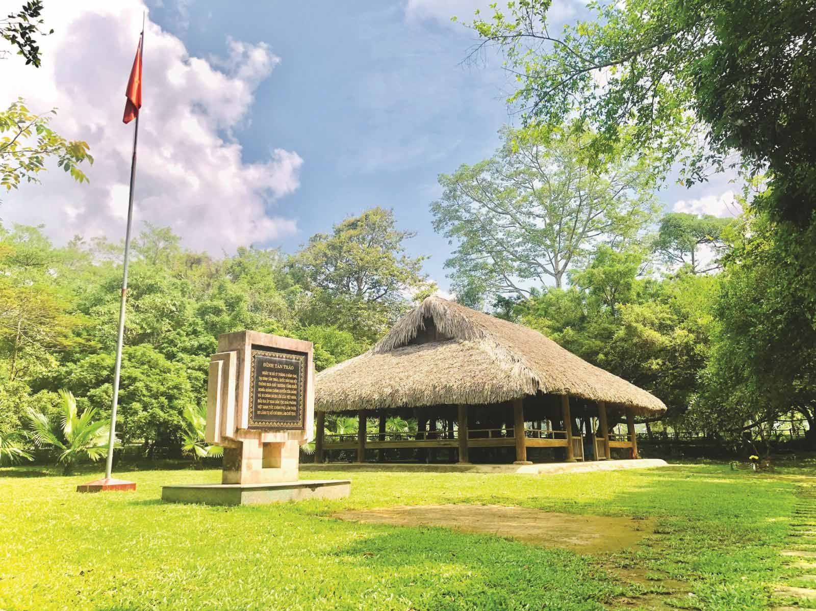 tan-trao-tour-tp-hcm-ha-giang-dong-van-quan-ba.jpg