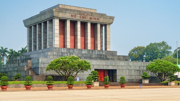 tour-tp-hcm-ha-noi-2-ngay-1-dem.jpg
