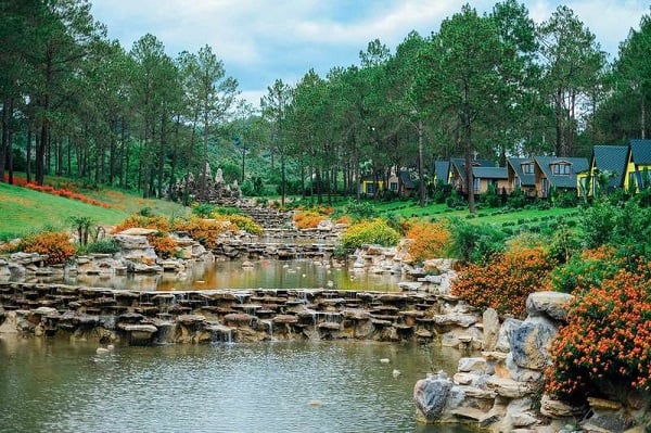 rung-thong-ban-ang-tour-tp-hcm-mai-chau-moc-chau-3-ngay-2-dem.jpg
