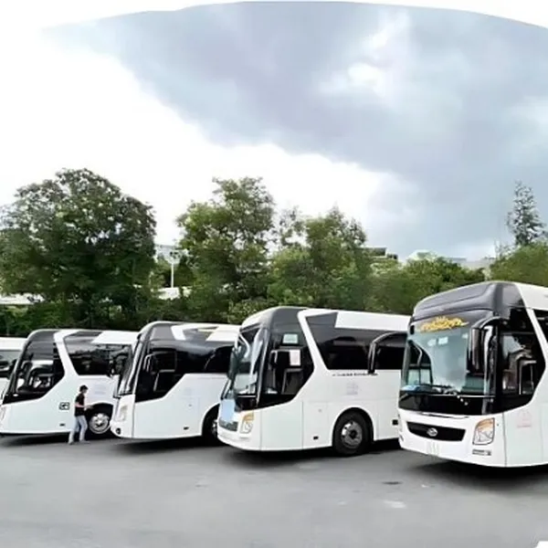 Cho Thuê Xe 45 Chỗ Huyndai Universe Mới Nhất 2026