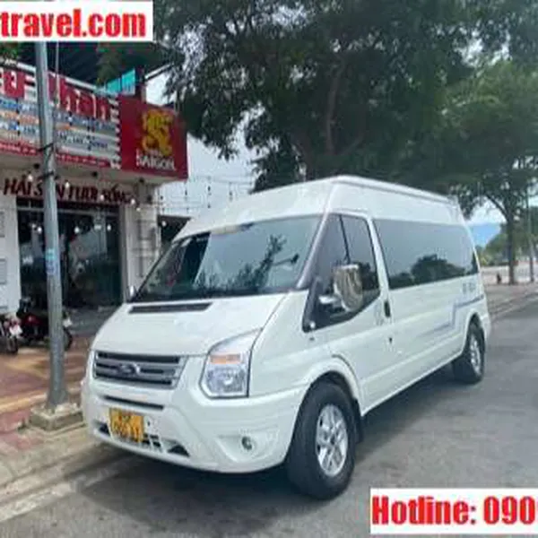 Dịch vụ cho thuê xe du lịch 16 chỗ Fortransit tại TP.HCM