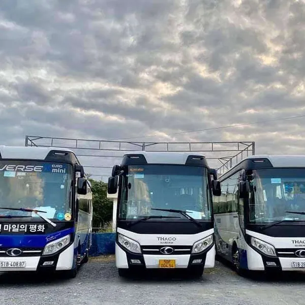 Cho Thuê Xe du lịch tại quận 10  TP HCM