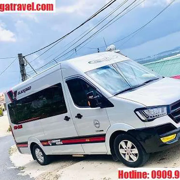 Dịch vụ cho thuê xe du lịch 16 chỗ tại TP.HCM
