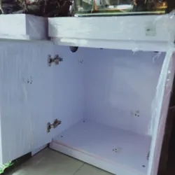 Chân Gỗ Trắng MDF Lõi Xanh