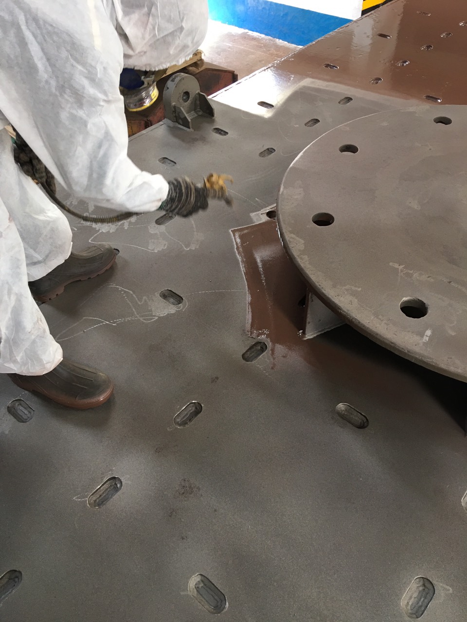 Sữa chữa, lắp đặt đệm va tàu (fender) Sữa chữa, lắp đặt đệm va tàu (fender)