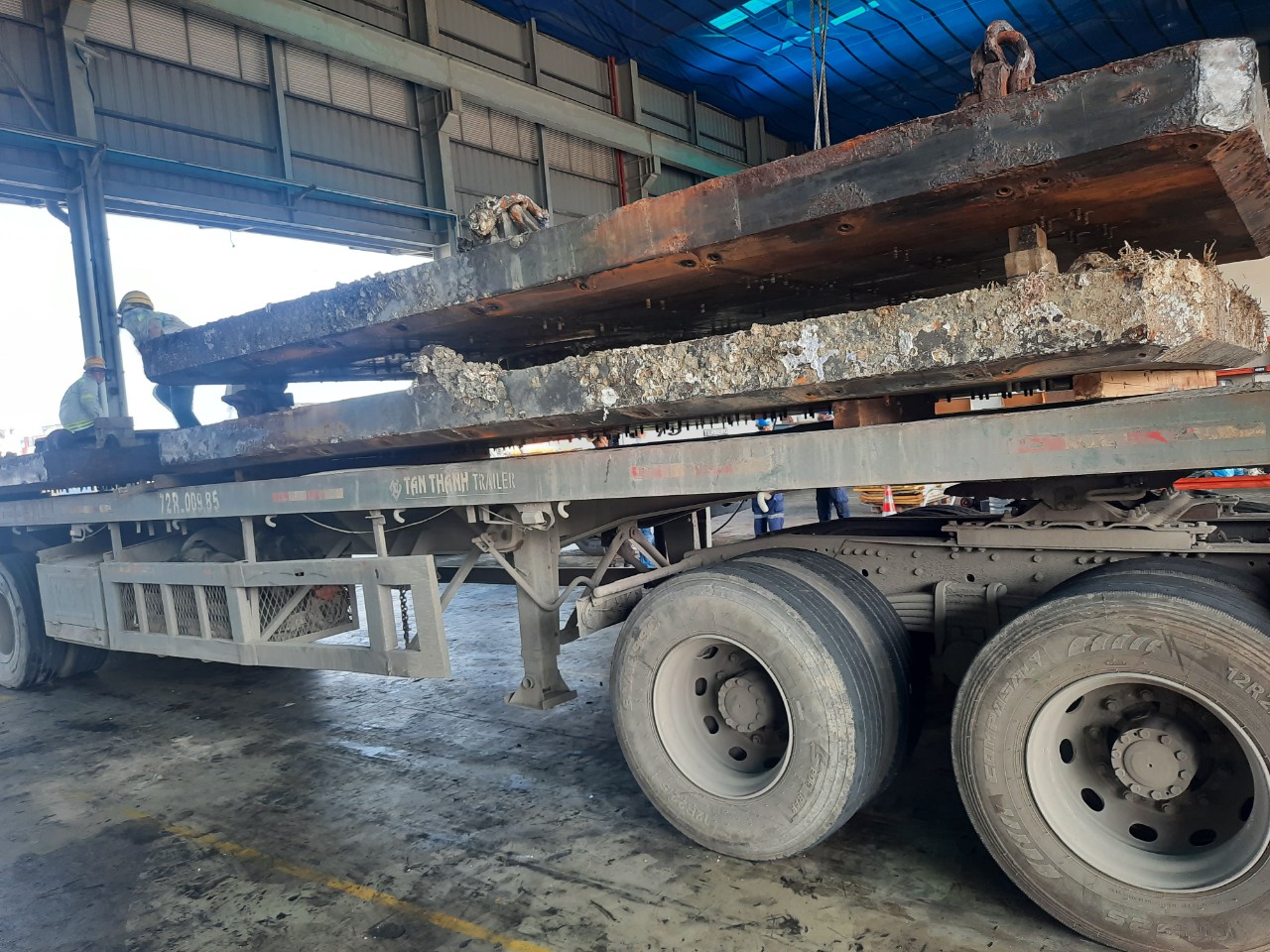 Sữa chữa, lắp đặt đệm va tàu (fender) Sữa chữa, lắp đặt đệm va tàu (fender)