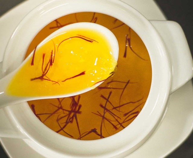 Yến chưng Saffron Yến chưng Saffron