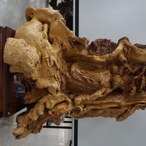 ĐẠT MA DƯỚI GỐC TÙNG