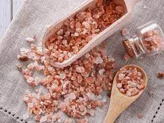 CÁCH SỬ DỤNG MUỐI TRỊ RỤNG TÓC.