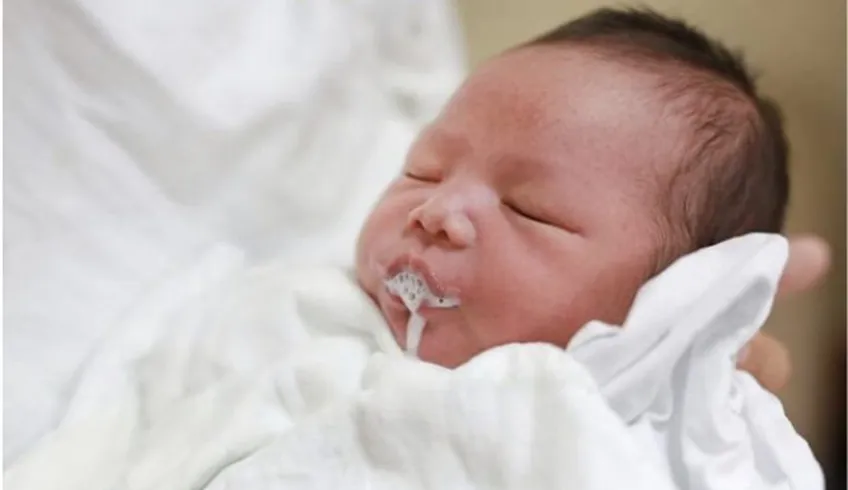 Sặc sữa, sặc thức ăn có thể đe dọa tính mạng trẻ