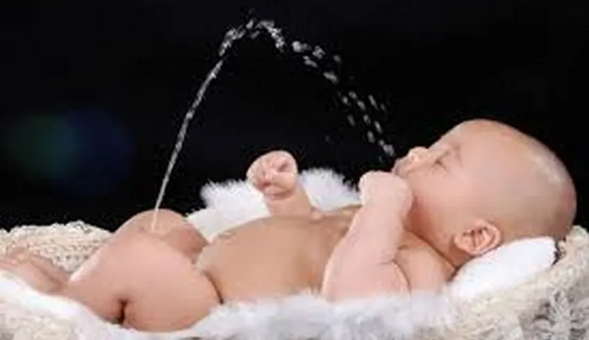 Trẻ sơ sinh không đi tiểu được có nguy hiểm gì đến sức khỏe không?