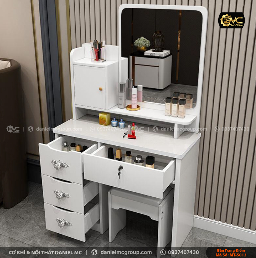 Bàn trang điểm MT-S013 Bàn trang điểm MT-S013