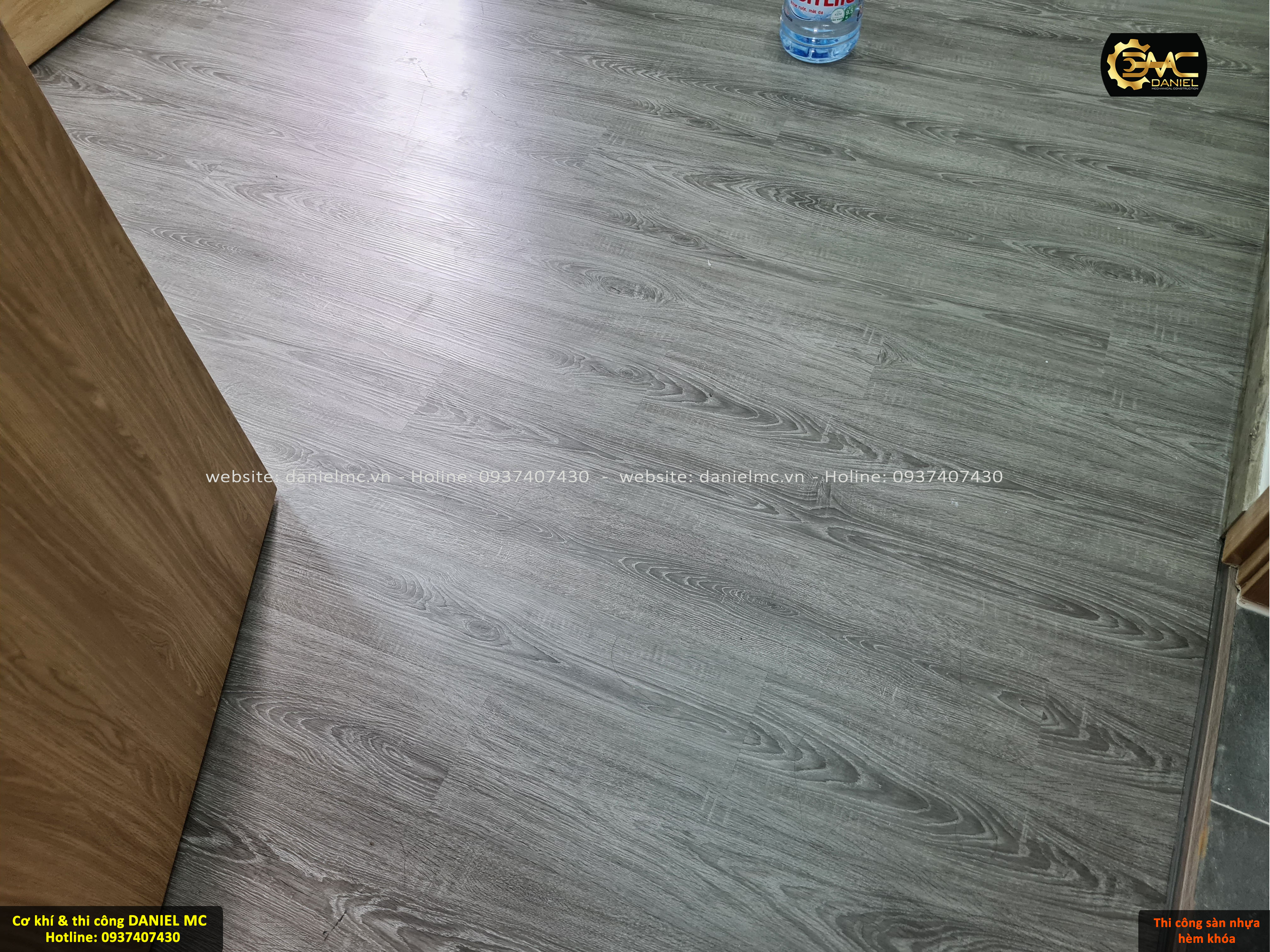 Thi công sàn nhựa hèm khóa nhà anh Thành - Quận 9 Thi công sàn nhựa hèm khóa nhà anh Thành - Quận 9