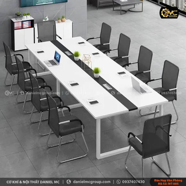 Bàn họp MT-005