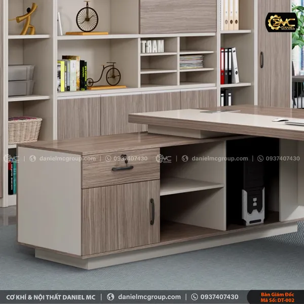Bàn giám đốc DT-002