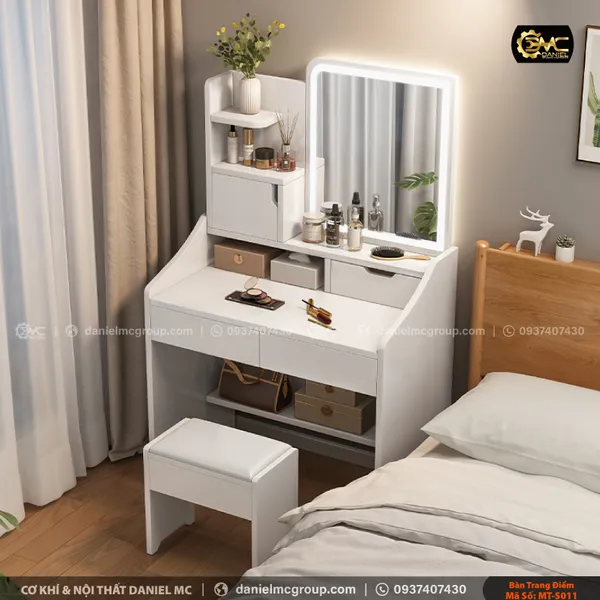 Bàn trang điểm MT-S011