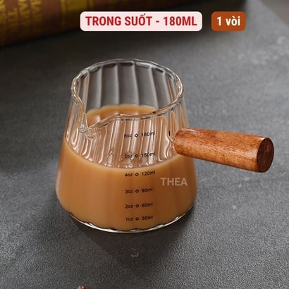Cốc thủy tinh có quai chia vạch ml, ly thủy tinh cute chia vạch chịu nhiệt, cốc đong thủy tinh tay cầm gỗ - THEA