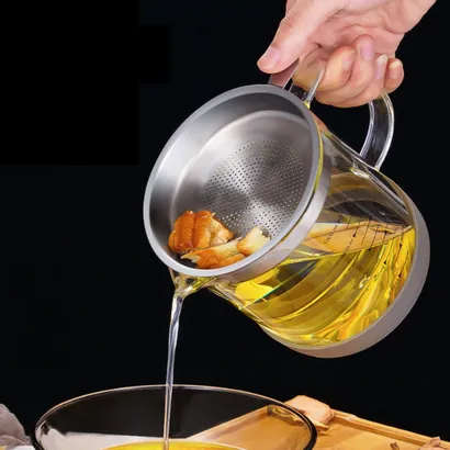 Bình đựng dầu ăn thủy tinh có lưới lọc cặn inox 304 chia vạch 1000-1500ml - THEA KITCHEN