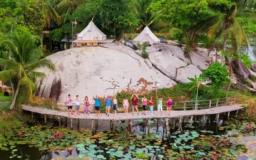 Đá Chữ Thập Phú Điền