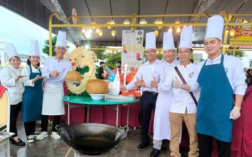 Hiệp hội Du lịch tỉnh Đồng Nai tham dự Lễ khai mạc Ngày hội Cua Cà Mau lần thứ II năm 2025