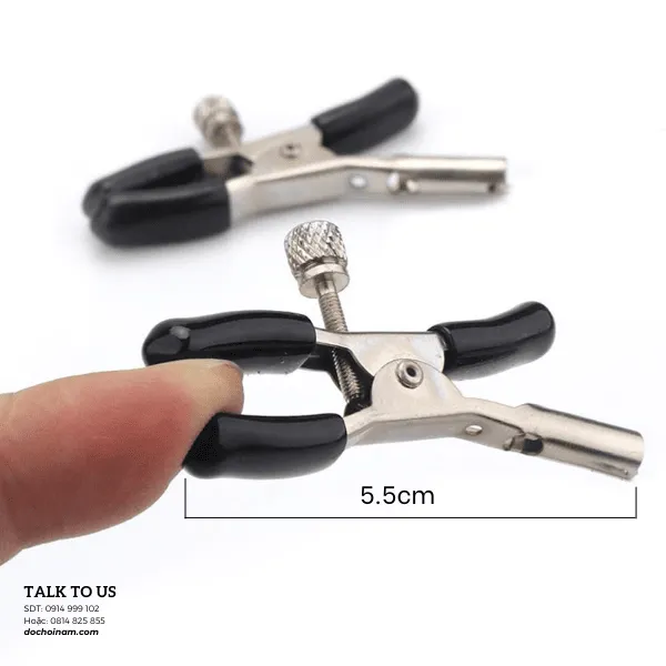 Kẹp Vú Inox Tạo Khoái Cảm Có Núm Vặn Điều Chỉnh Lực – Bọc Nhựa Êm, An Toàn