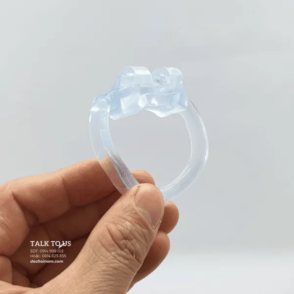 Khóa cu trong suốt, phù hợp với kích thước dương vật Việt Nam 
