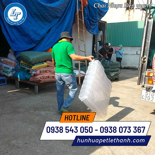 chai nhựa dẹp 330ml giá sỉ tại TP.HCM chai nhựa dẹp 330ml giá sỉ tại TP.HCM