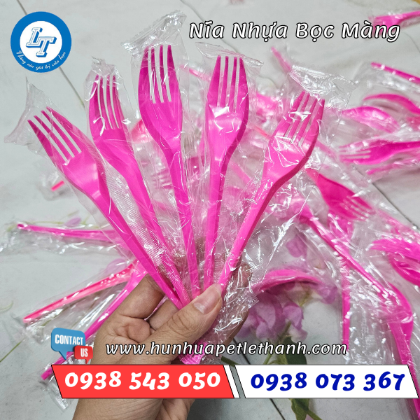 nĩa nhựa bọc màng 4 nĩa nhựa bọc màng 4